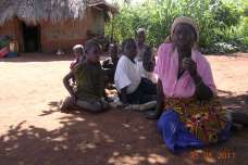 Jesus-Loves-the-Little-Children-Uganda-0003